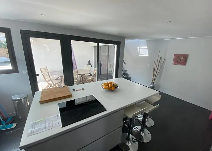 Mimosette Pool & Jacuzzi 4 Bedrooms *